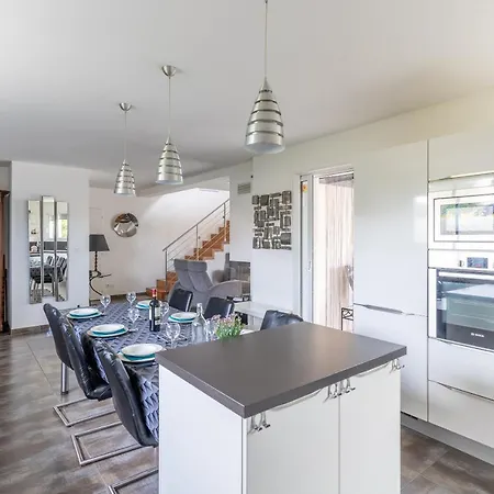 Hébergement de vacances La Maison Blanquefort - Maison Avec Jardin Et Terrasse *