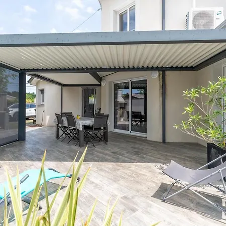 La Maison Blanquefort - Maison Avec Jardin Et Terrasse Nyaraló *