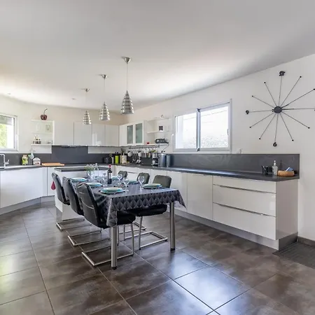 Hébergement de vacances La Maison Blanquefort - Maison Avec Jardin Et Terrasse Blanquefort (Gironde)